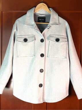 New Look Women’s Large Gray Oversized Button Front Shacket Jacket